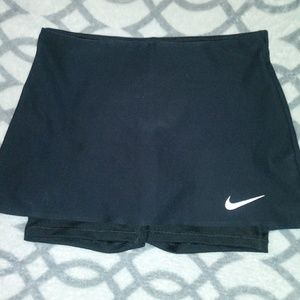 Nike pro dri-fit skort size M girls